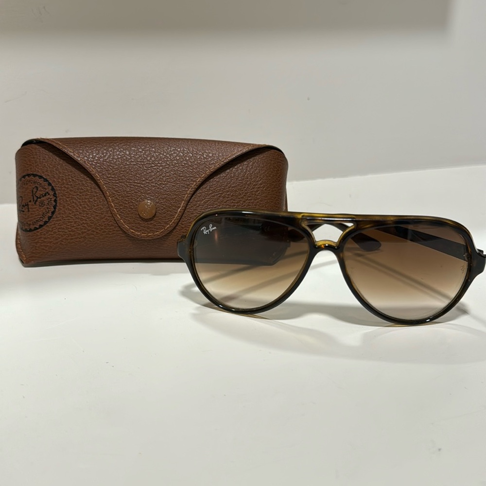 Ray-ban Havana sunglasses